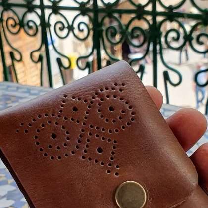 بزطام بطاقات جلدي